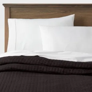 New - King Washed Cotton Sateen Quilt Black - Threshold